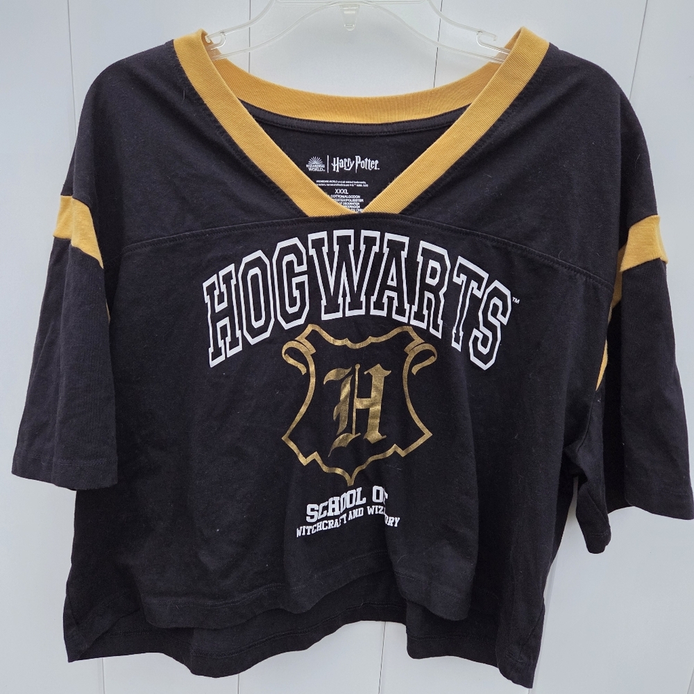 Warner Bros. Black and Gold Harry Potter Hogwarts Cropped Tee Shirt Sz 3XL